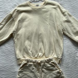 Storets cream sweatshirt and short set